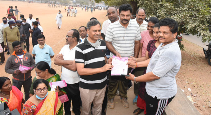 Palla’s challenge to opposition leaders