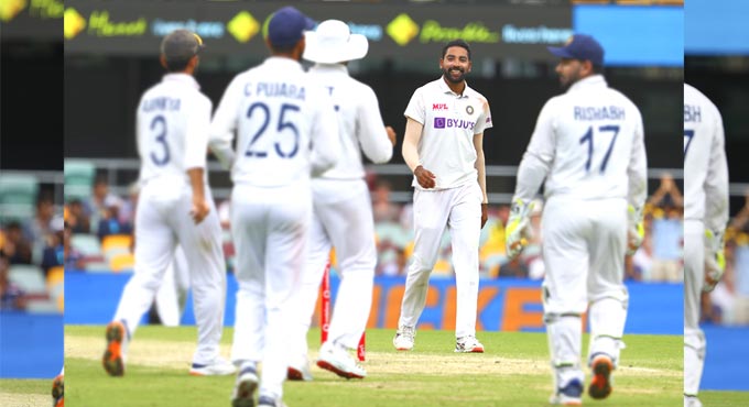 Ravi Shastri hails Siraj for overcoming every hurdle in Australia