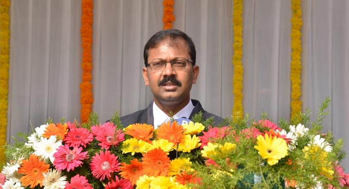 Work in coordination, Suryapet Collector tells officials on R-Day