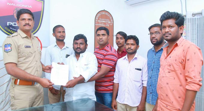 Nalgonda TRSV leaders lodge complaint against Jagga Reddy