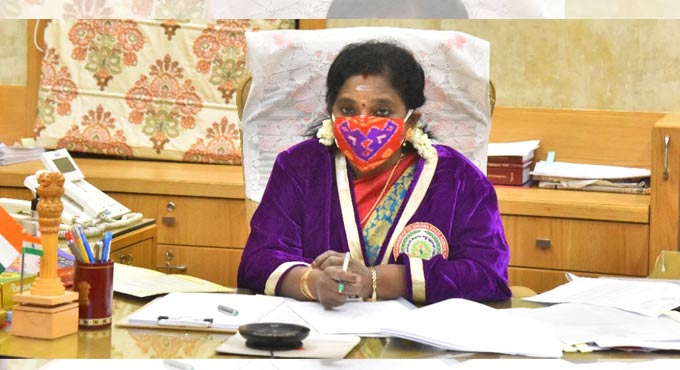 Telangana governor greets people on Sankranti