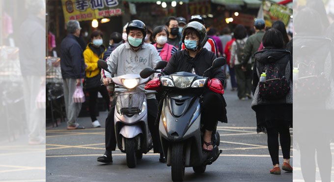 Taiwan quarantines 5,000 after hospital cluster