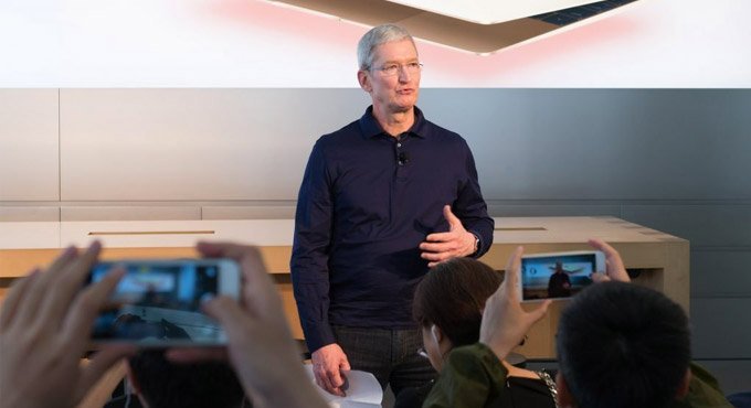 Tim Cook calls for reforming biz built on ‘data exploitation’