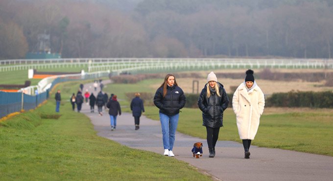 UK public urged to ‘stay at home’ to fight coronavirus