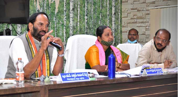 Uttam objects to fund allocation in Suryapet without municipal council consent