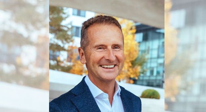 Volkswagen CEO Herbert Diess takes a dig at Tesla CEO Musk on Twitter