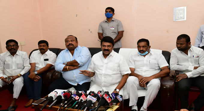 KTR fit for CM post: Gangula