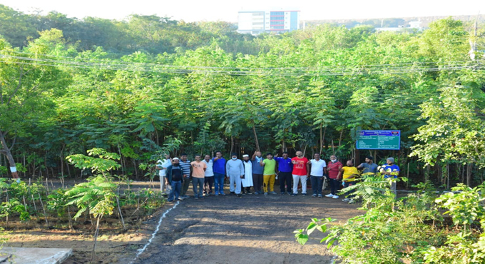 Environmentalists, bird lovers visit Miyawaki forest in Karimnagar