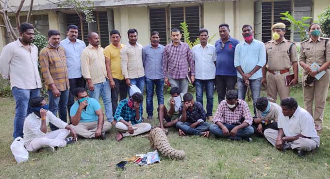 Eight poachers held at Mancherial