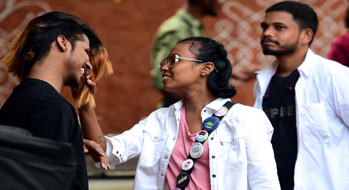 Dais for unfolding ‘queer’ stories