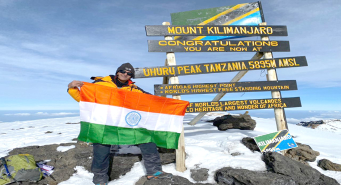Hyderabad top cop scales Mt Kilimanjaro