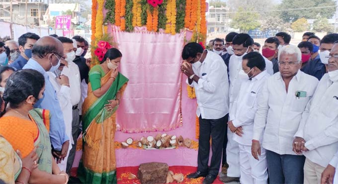 Four decade-long demand fulfilled, Yellandu to get bus depot