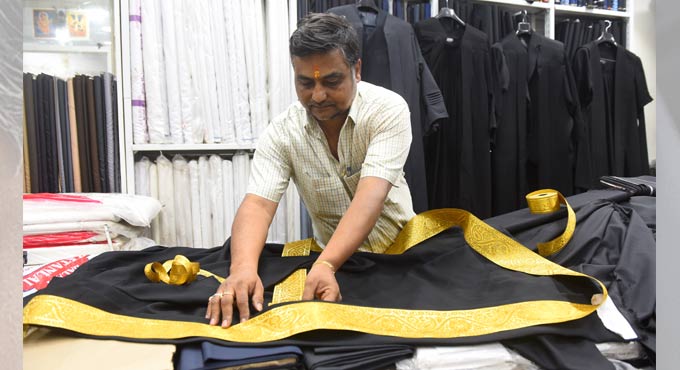 Hyderabad: ‘New gown’ for ‘newly elected’ Mayor