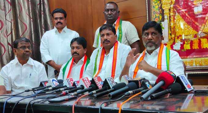 Bhatti Vikramarka alleges irregularities in irrigation projects