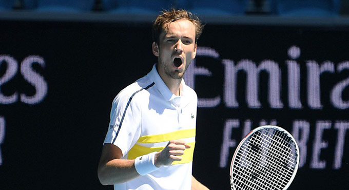 Australian Open: Medvedev looks to challenge Djokovic in men’s final