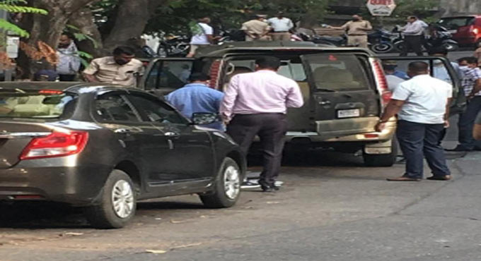 SUV with suspected explosives found outside Mukesh Ambani’s home