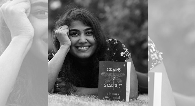 Mohanlal gifts Big B daughter Vismaya’s book Grains Of Stardust