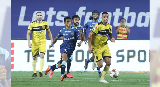 ISL 7: Hyderabad FC send Kerala Blasters packing