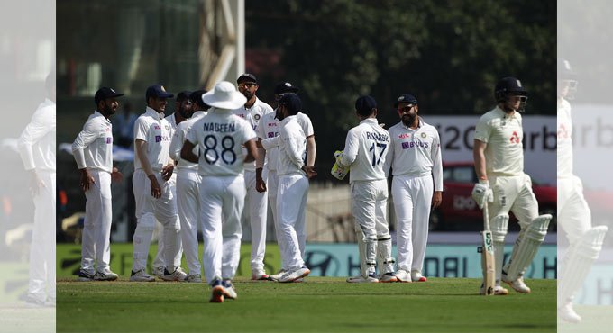 India 59/2 at lunch; England all out for 578