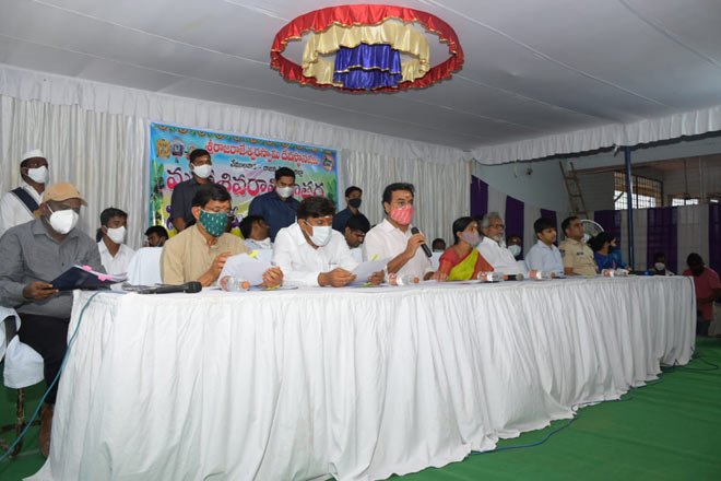 Make all arrangements for Maha Shivaratri Jatara: KTR to officials