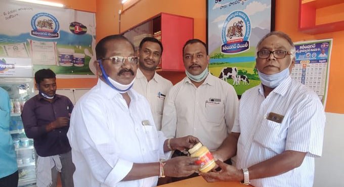 Karimnagar Dairy opens three more stores in Telangana