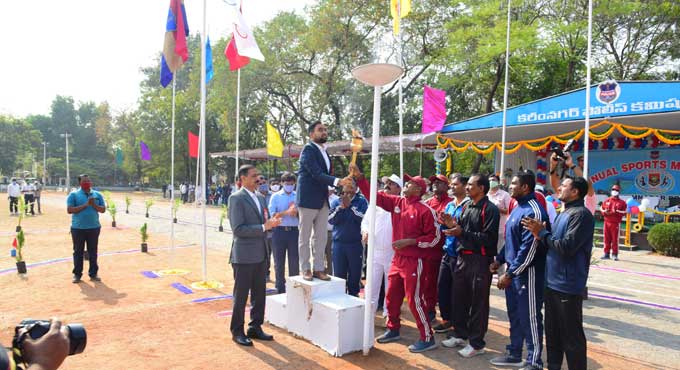 Police sports meet begins in Karimnagar
