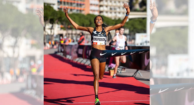 Kenya’s Beatrice Chepkoech sets new world 5km record