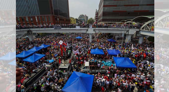 Police rampage targets striking railway workers in Myanmar