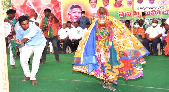 Gandhari Maisamma Jatara ends on a colorful note in Mancherial