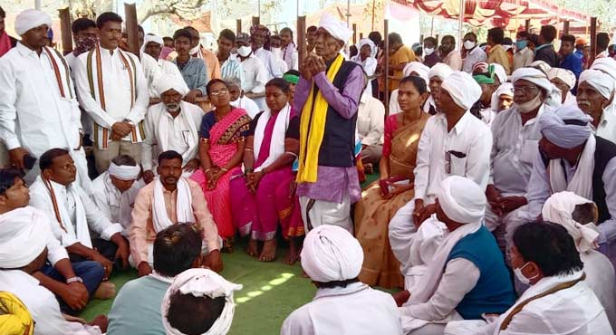 Mesram clan honours Kanaka Raju