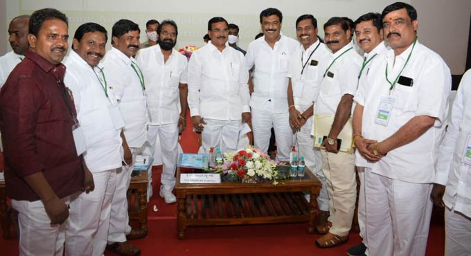 Step up efforts to ensure remunerative price for farm produce: Niranjan Reddy