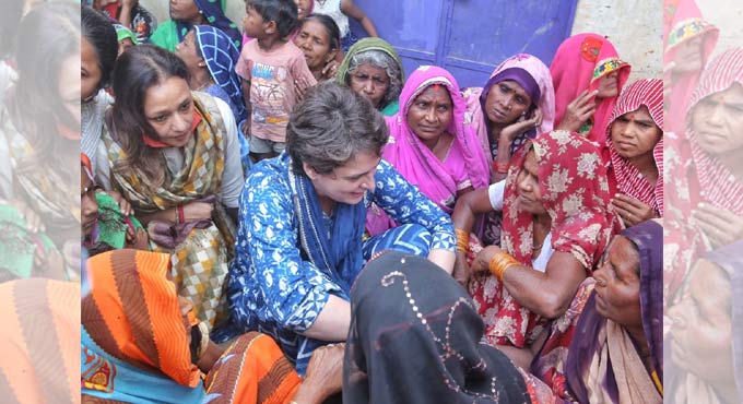 Priyanka Gandhi Vadra assures UP boatmen of her support