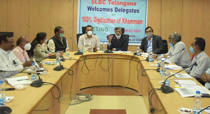 Khammam: RBI GM instructs officials to achieve 100pc digitisation of banking services
