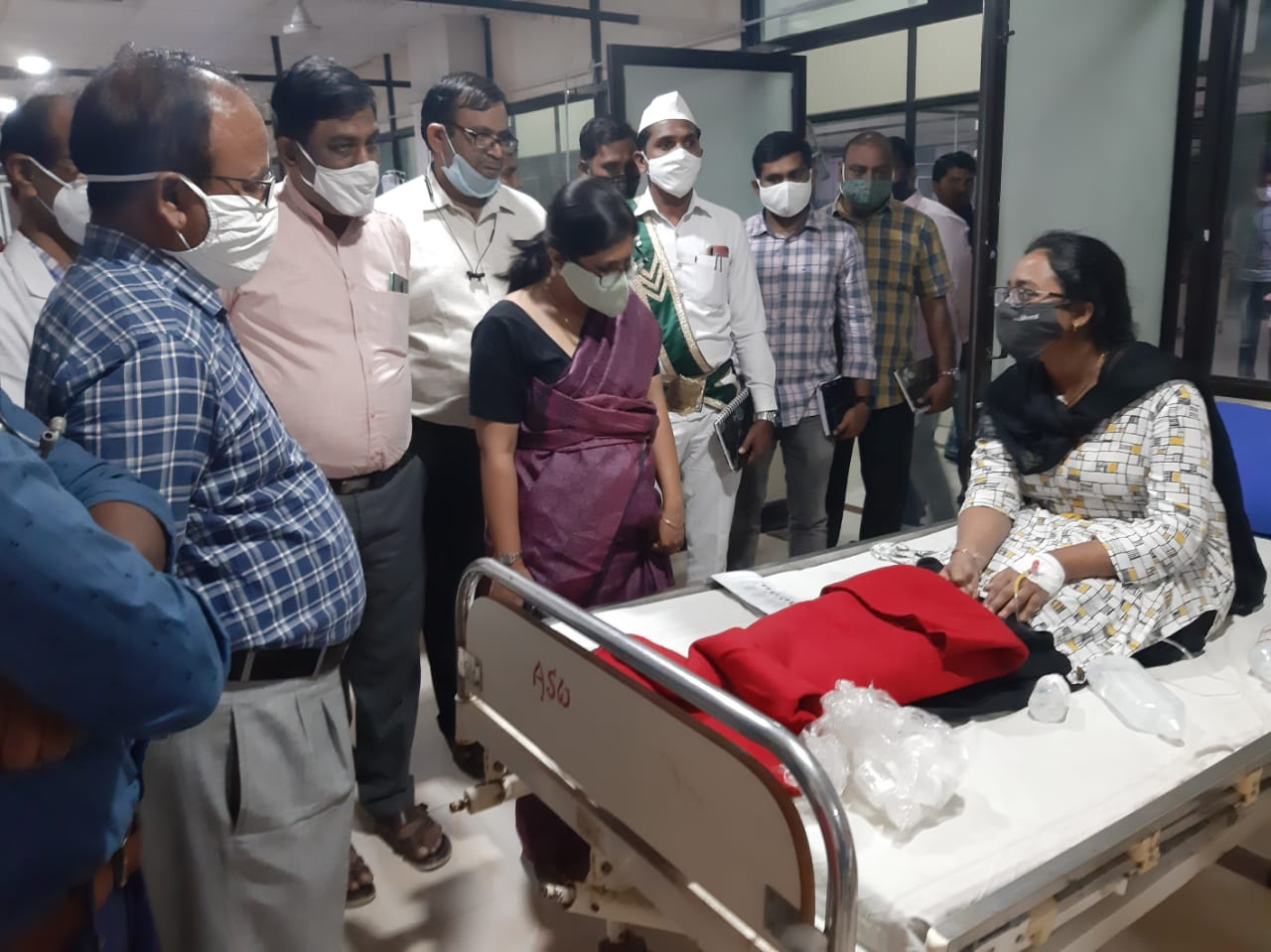 Adilabad medicos suffer from food poisoning, hospitalised