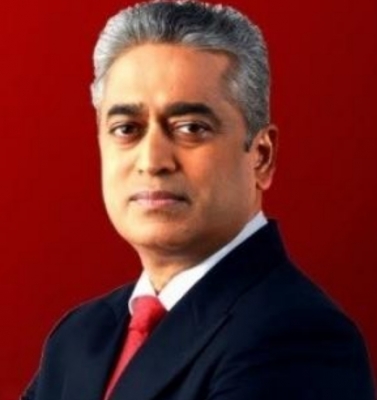 SC registers suo moto contempt case against Rajdeep for tweets against court