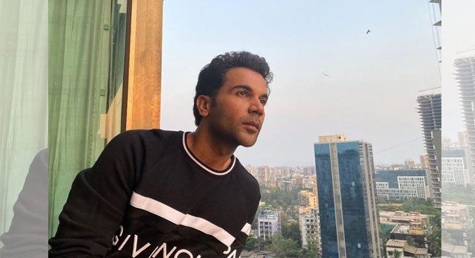 Rajkummar Rao enjoys a game of cricket on sets of ‘Badhaai Do’