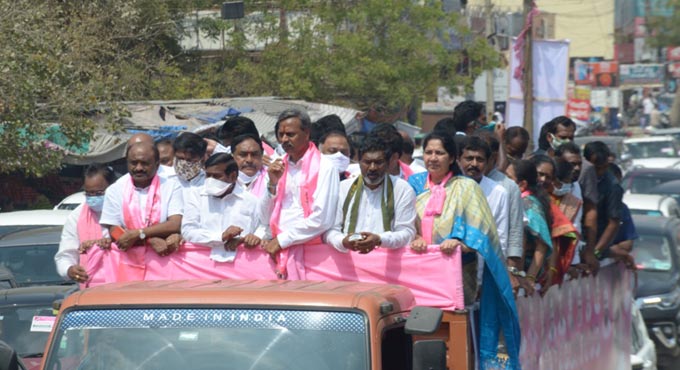 Congress faces moral defeat in MLC polls: Satyavathi Rathod