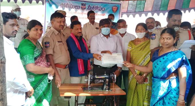 Andhra based NGO donates sewing machines to tribal women in Asifabad