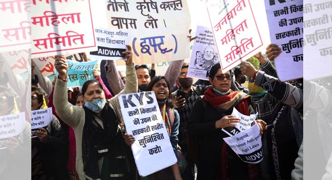 50 detained in Delhi for staging protest in support of farmers