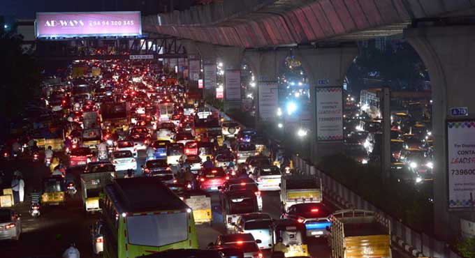 Traffic curbs near Tank Bund in view of GHMC Mayor elections