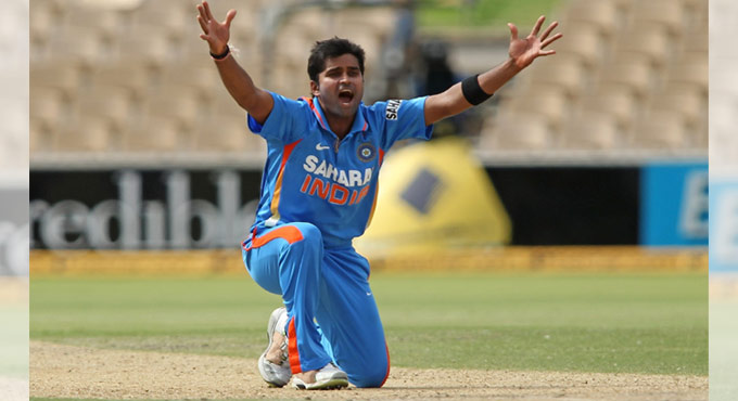 Medium pacer Vinay Kumar bids adieu