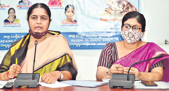 Women’s Commission head tours Adilabad