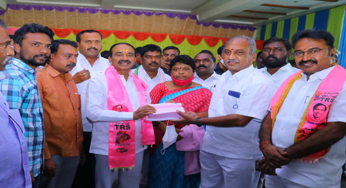 Take part in plantation initiative: Eatala tells party workers