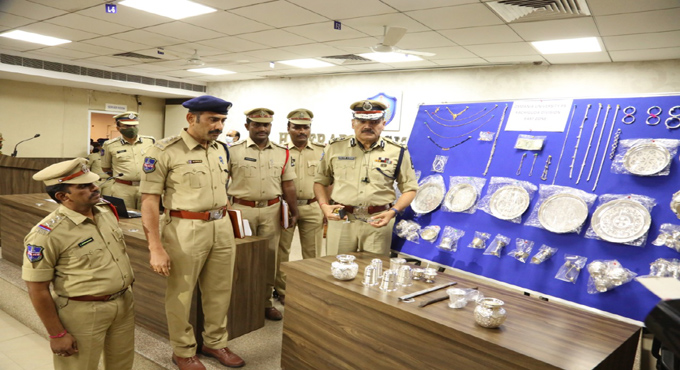 Three members of inter-State burglary gang held in Hyderabad