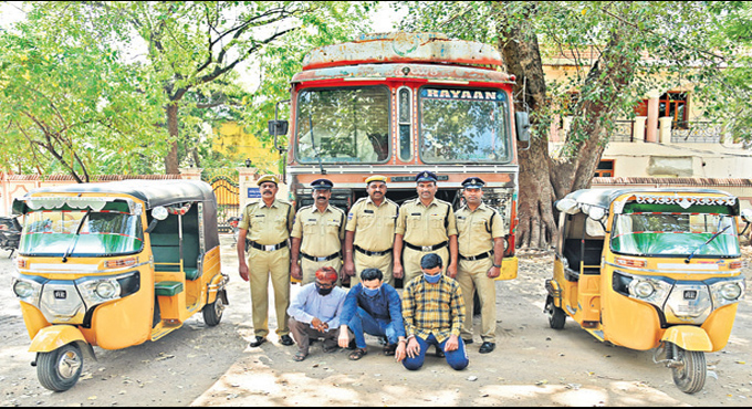 Lorry owner from Karimnagar turns thief, arrested