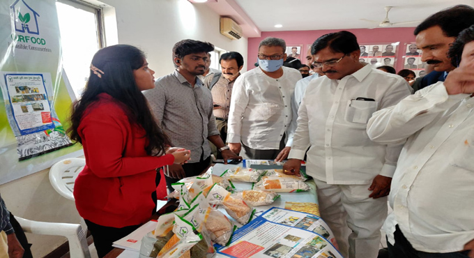 Niranjan Reddy advises farmers to go for pulses cultivation