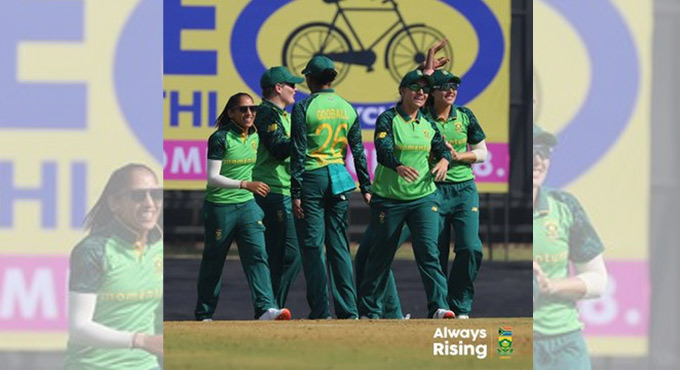 1st ODI: South Africa cruise to eight-wicket win over India