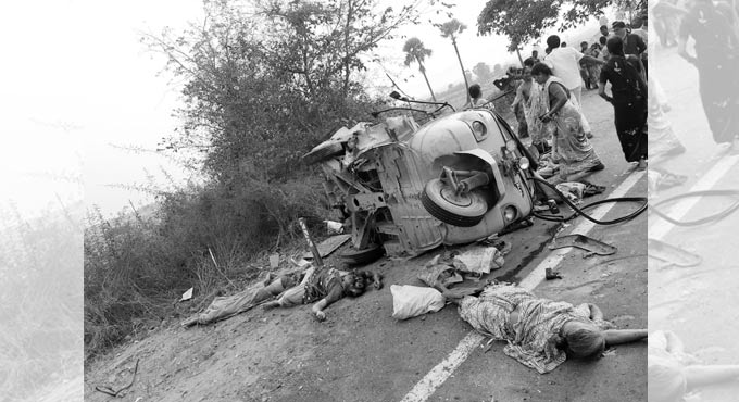 Four labourers killed in road accident in Warangal Rural