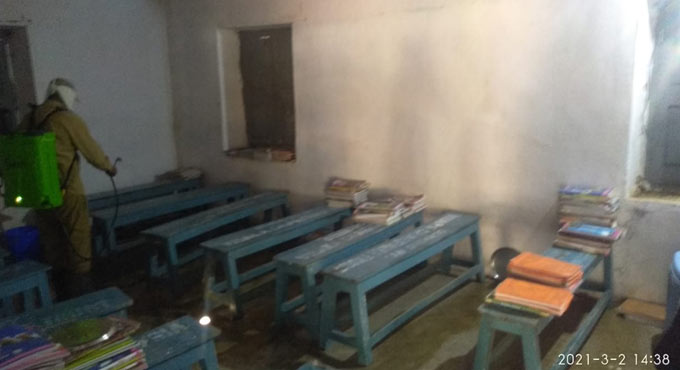 Telangana: Student, two teachers of Ailapur ZPHS test Covid positive