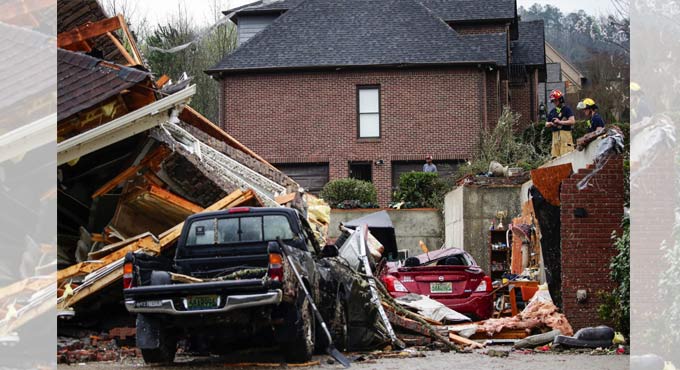 8 tornadoes hit Alabama, killing at least 5: Weather service